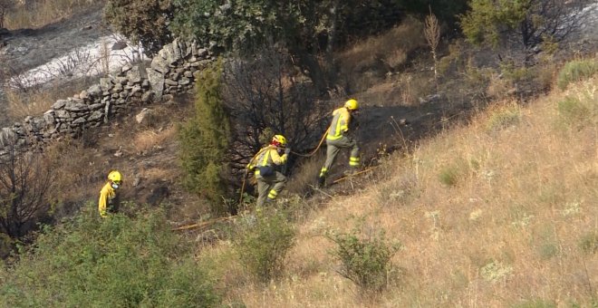 El incendio de Robledo ha quemado ya 800 hectáreas sin afectar a domicilios
