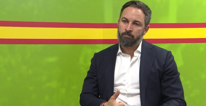 Abascal no cree que la Corona peligre pese a "amenazas" del Gobierno