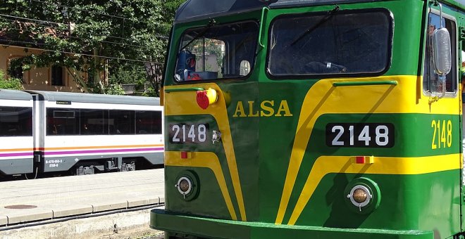 Trenes turísticos que siguen activos este verano