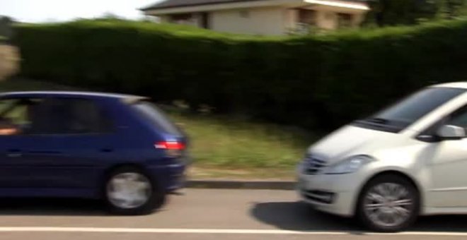 Colas de hasta 100 coches para hacerse las pruebas del COVID-19 en Cantabria