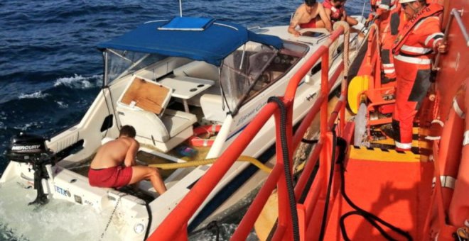Rescatados seis ocupantes de un yate que se estaba hundiendo en Santander