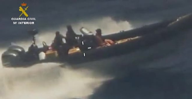La Guardia Civil detiene a cuatro personas e incauta casi mil kilos de hachís en el Estrecho