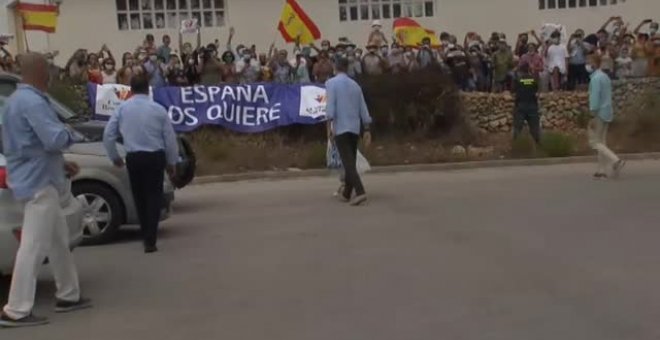 Los reyes visitan la cooperativa Coinga en Menorca