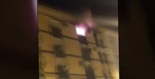 Un incendio obliga a desalojar un edificio donde vivía un okupa