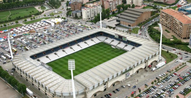 Cantabria y la Federación de Fútbol trabajan en los planes de contingencia de Segunda B