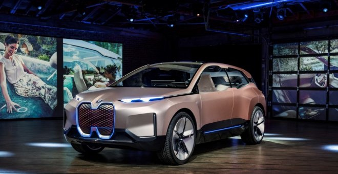 BMW iX 2021: nuevos rumores apuntan a 3 versiones con hasta 619 CV de potencia