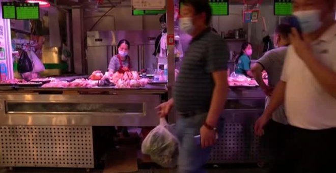 Alerta en China tras detectarse trazas de coronavirus en alimentos congelados