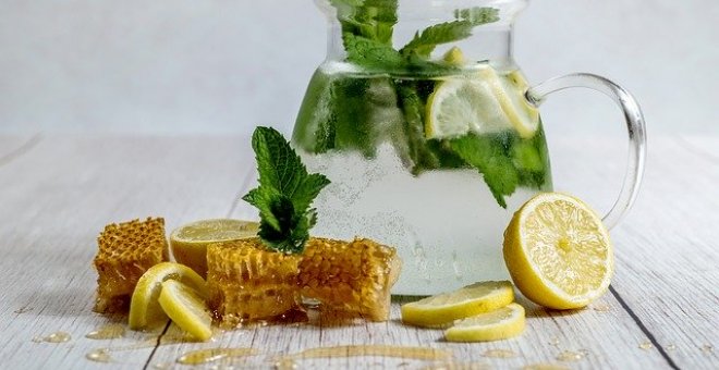 Pato confinado - Receta de limonada casera con jengibre y menta