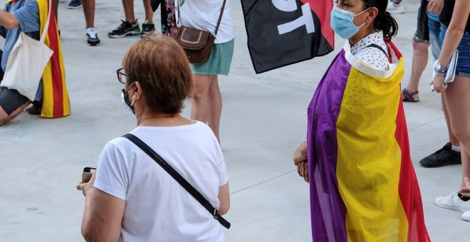 Unas 80 personas protestan contra la monarquía en Ibiza
