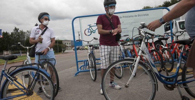 Últimas semanas para disfrutar del servicio estival de préstamo gratuito de bicicletas