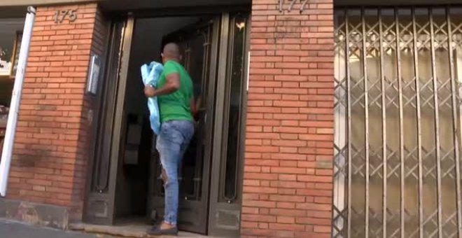 Los vecinos de El Guinardó y de Corbera de Llobregat, en Barcelona, denuncian una oleada de ocupaciones