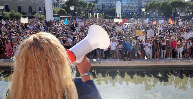 Dominio Público - Negacionistas, la internacional del odio