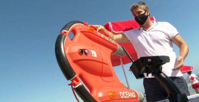 Cruz Roja prueba el primer salvavidas a control remoto del mundo