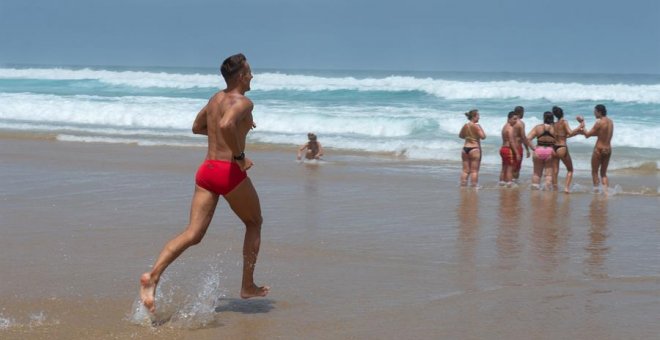 Más de media España en alerta por calor, más intenso en Canarias y Andalucía: consulta la previsión de tu comunidad