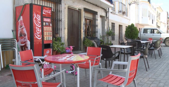 Calles vacías Alía por el aislamiento social de la localidad cacereña debido al Covid