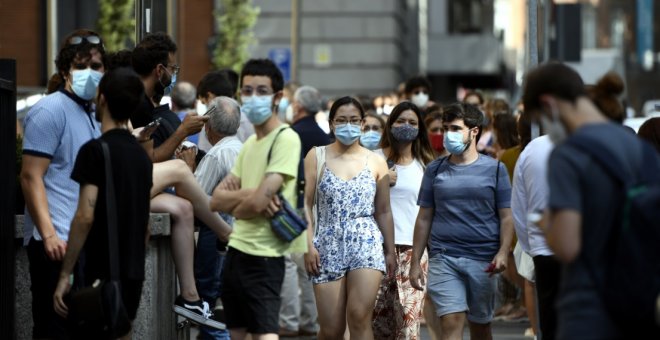 Nuevos símbolos para instaurar en Occidente la cultura de la mascarilla