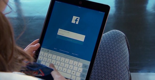 Facebook y Twitter eliminan varias cuentas falsas rusas asociadas a una página de 'fake news'