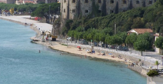 Los comercios, playas y colegios estarán abiertos en Santoña pese al cordón sanitario