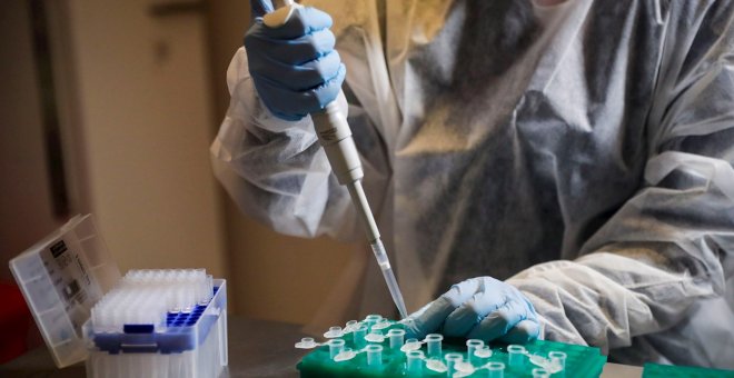 La OMS no espera vacunaciones masivas contra la covid-19 hasta medidados de 2021