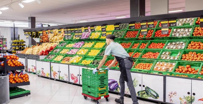 Mercadona hace caja con la venta de 27 supermercados por 180 millones