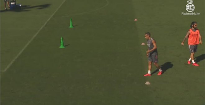 Intensa sesión con balón en la sexta jornada de entrenamientos del Real Madrid