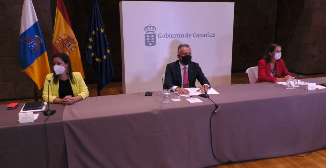 Torres y Maroto se reúnen para analizar la crisis turística en Canarias