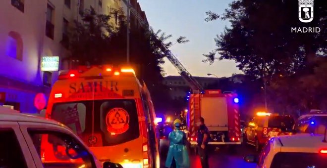 Controlado un incendio en el barrio de Atocha (Madrid)