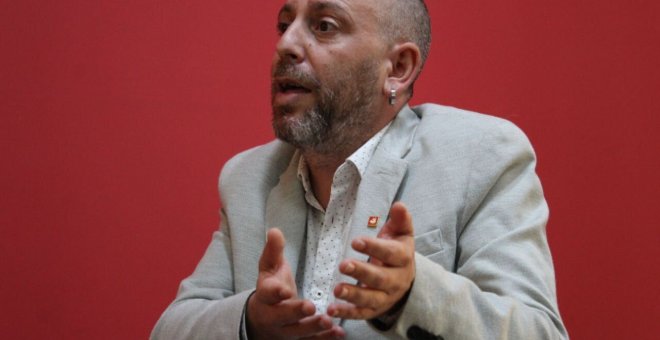 Ernesto Alba: "Hay que ponerse las pilas y ganar la Junta con un proyecto alternativo a la derecha"