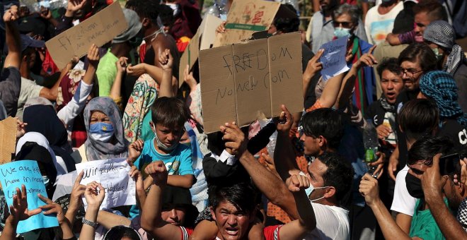 Catalunya se ofrece para acoger a 120 refugiados del campo de Moria