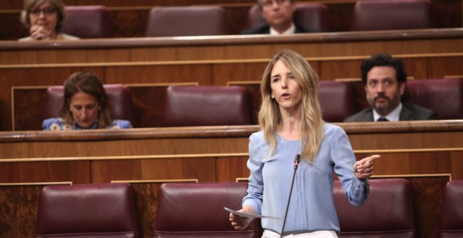 Un 'crowfunding' de 30.000 euros para Cayetana Álvarez de Toledo