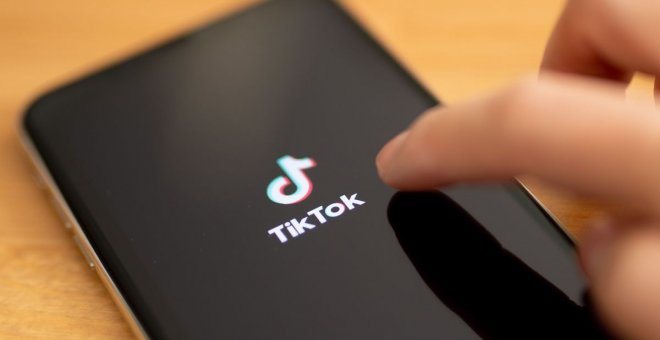 Oracle y Walmart adquirirán parte de TikTok, movimiento clave para evitar el bloqueo de Trump