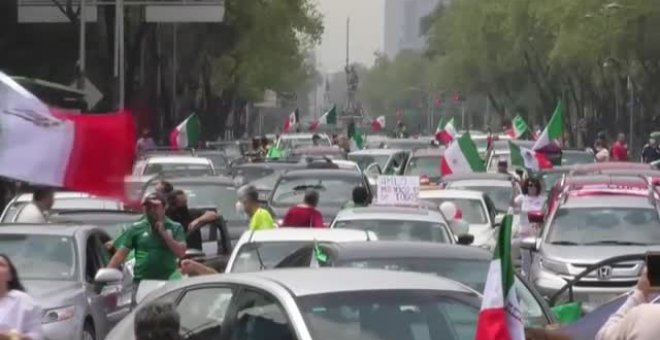 Protestas en México contra su presidente López Obrador ante la crisis que atraviesa el país en medio de la pandemia