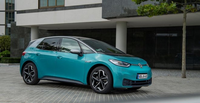 Uno de cada cinco coches vendidos en Europa ya es electrificado, a pesar de la caída del sector del 18%