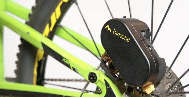 Este kit de conversión de bicicleta eléctrica, montado en el soporte del freno, genera 750 W