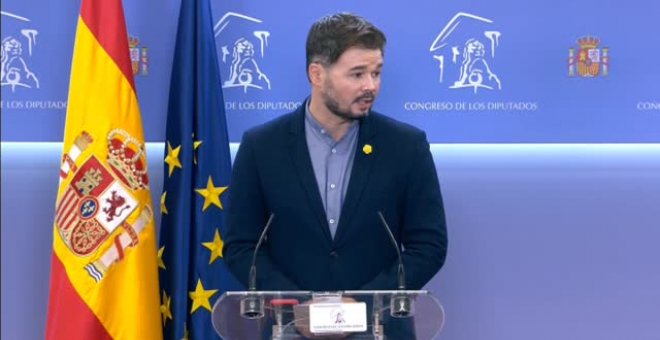 Rufián: "Es vergonzoso que en este país sea más barato estafar a miles de personas que poner una pancarta"