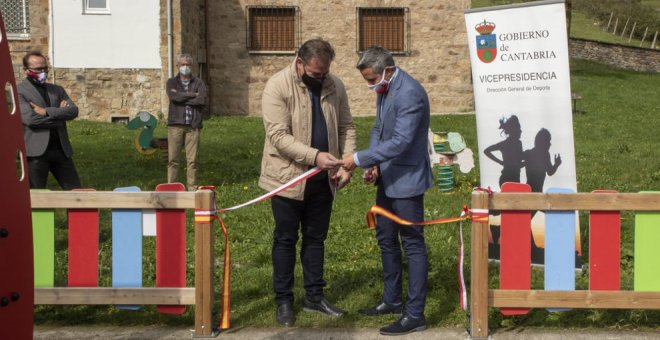 Inauguradas las obras del parque infantil del municipio tras una inversión del Gobierno de más de 17.000 euros