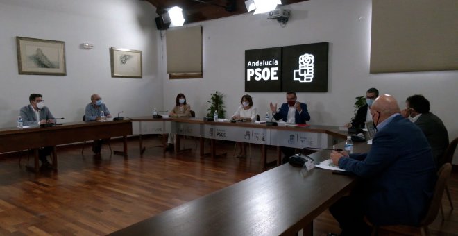 Encuentro entre Susana Díaz y Diego Conesa en Sevilla