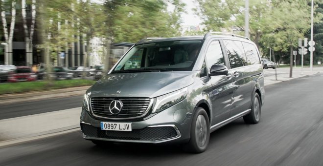 Probamos la Mercedes EQV 300: una furgoneta eléctrica a todo lujo y confort, con 357 km de autonomía