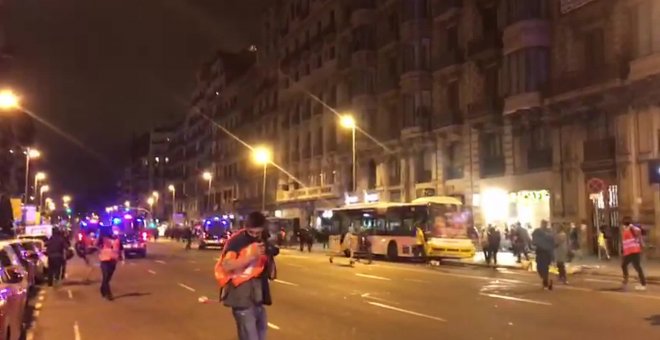 Los CDR frente a la Jefatura de Policía en Barcelona