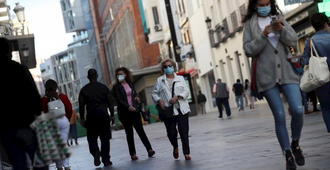 Comienza un "éxodo" a las segundas residencias ante las nuevas restricciones a la movilidad en Madrid
