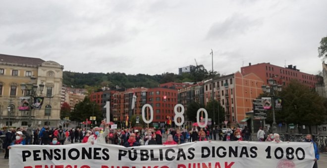 Los pensionistas vascos se movilizan para denunciar el "inadmisible" maltrato a los mayores durante la pandemia
