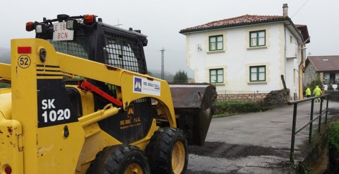 Solórzano acomete obras de asfaltado, arreglo de caminos y mejora de la iluminación