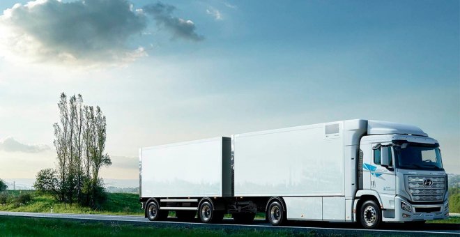 Ya circulan por suiza los primeros siete camiones eléctricos de hidrógeno de Hyundai