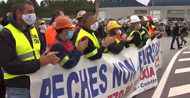 Los alumnos de Secundaria se unen a las protestas de los trabajadores de Alcoa