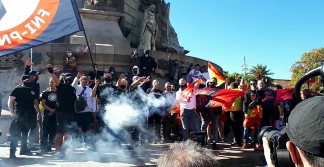 Consignas fascistas en Barcelona al final de una concentración por el 12-O