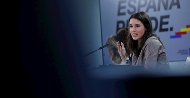 Irene Montero dice que el Gobierno debe ser "sensible" al debate sobre la monarquía