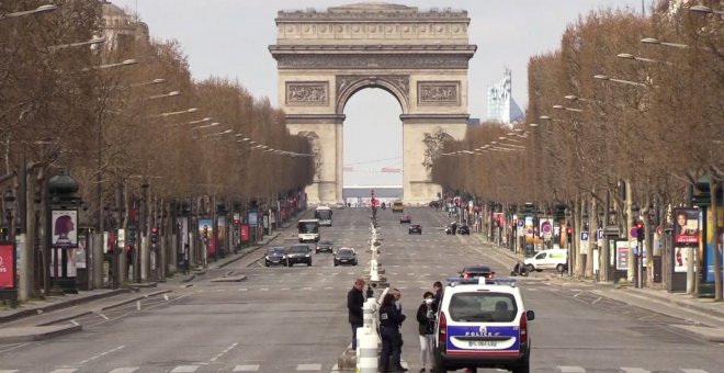 Francia restablecerá este sábado el estado de emergencia sanitaria
