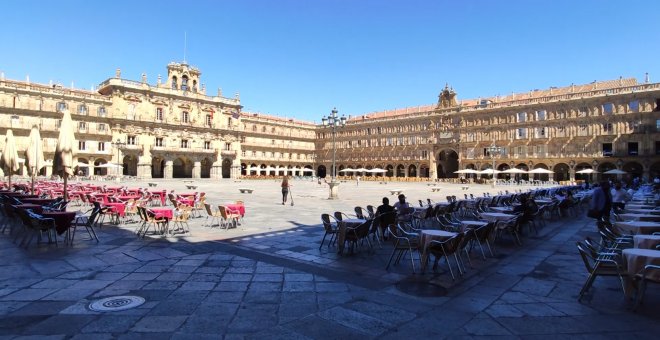 Écija y Salamanca, con nuevas restricciones ante el avance del virus