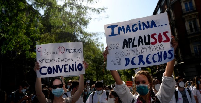 Los sanitarios piden mejoras para afrontar la segunda ola de la pandemia en la recogida del Premio Princesa de Asturias de la Concordia
