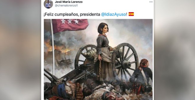 La disparatada felicitación de cumpleaños de un asesor a Ayuso, caracterizada como Agustina de Aragón y rodeada de muertos